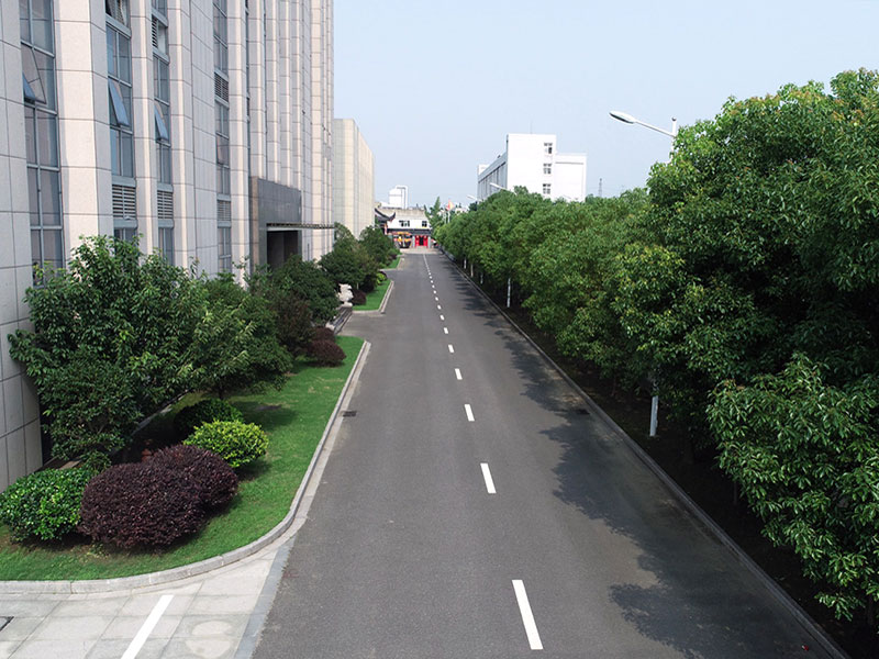 公司內部道路環境